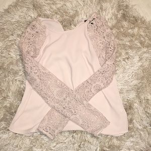 Long sleeve shirt with lace sleeves